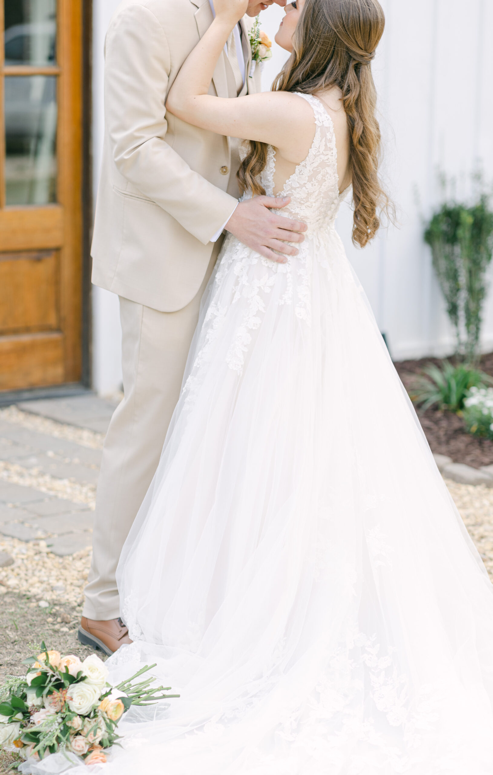 Haley Anspach Photography Mississippi Wedding Engagement Lifestyle Photographer Authentic Moments Natural Effortless Images Wedding Day Weddings Bride and Groom portraits